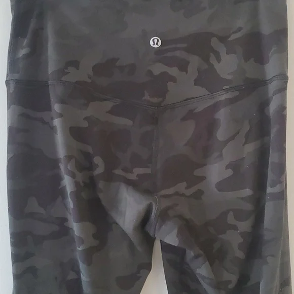 SOLD Sz 8 Lulu Align Leggings Full Length 28" Incognito Camo Multi Gator Green. - Picture 8 of 10